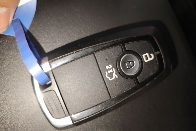 福特 蒙迪欧 2025款 2.0T EcoBoost E 混动 运动版中控内饰11