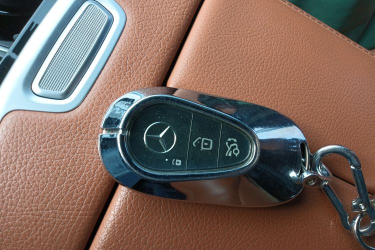 奔驰S级 2021款 S 400 L 商务型中控内饰11