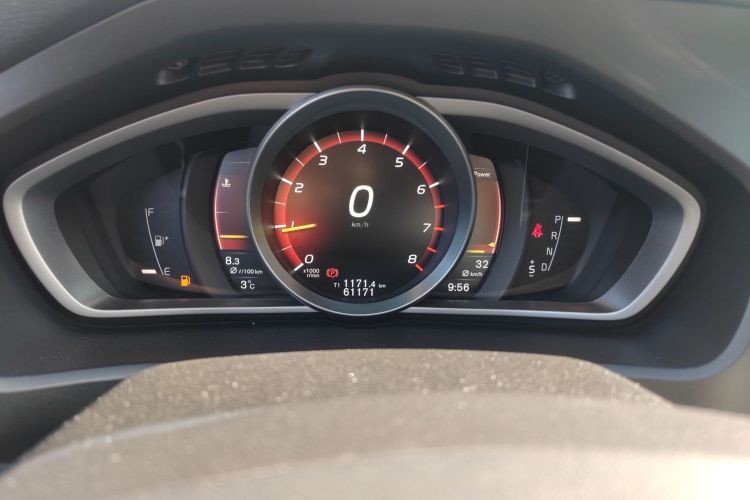 沃尔沃V40 2018款 T3 智逸版中控内饰14