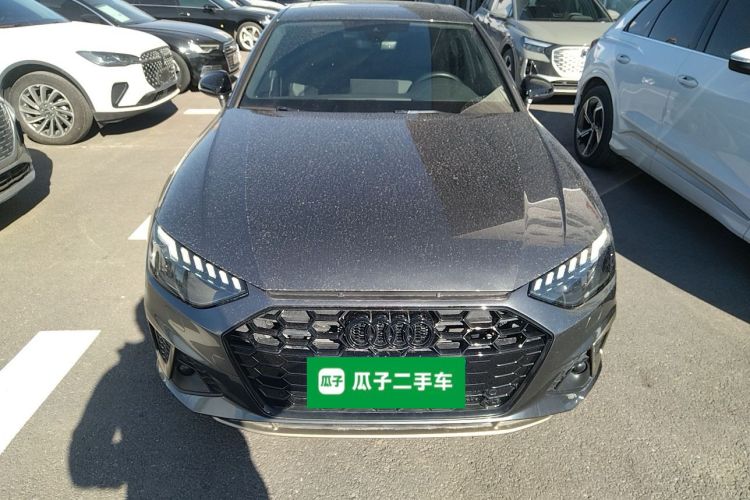 奥迪A4L 2024款 40 TFSI quattro RS套件燃速型车身外观2