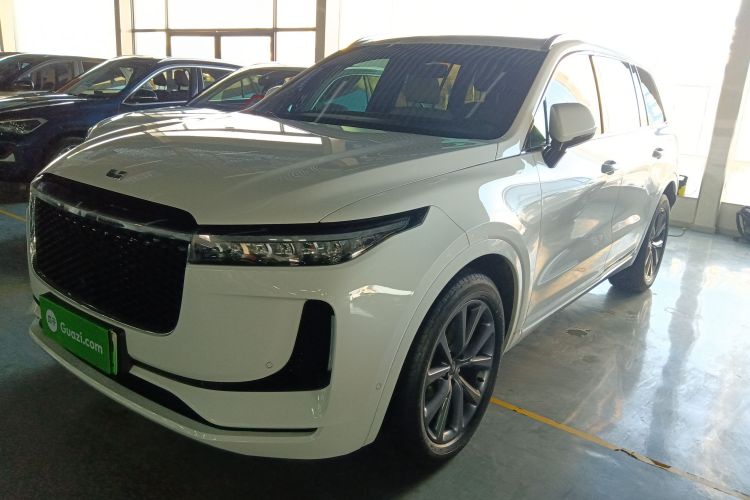 理想汽车 理想ONE 2020款 增程6座版车身外观1