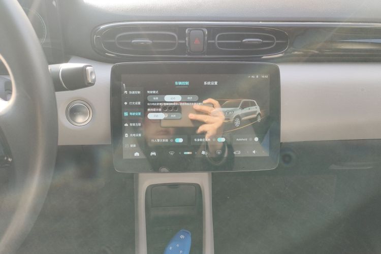 零跑汽车 零跑T03 2022款 炫晶版中控内饰16