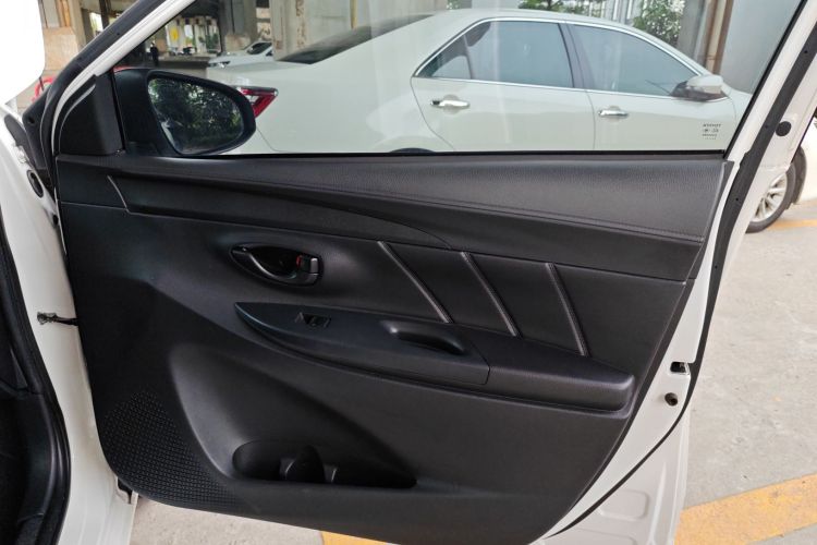 丰田 威驰 2021款 1.5L CVT创行版中控内饰42