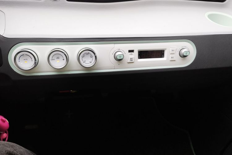 五菱汽车 宏光MINIEV 2021款 马卡龙臻享款 磷酸铁锂局部细节16