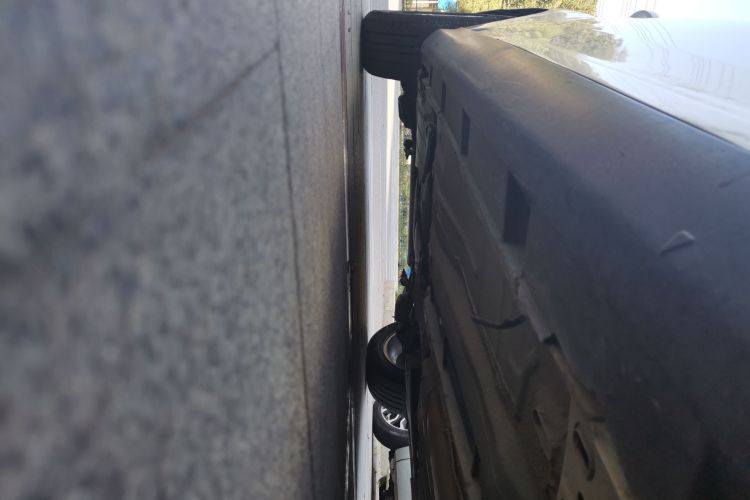 福特 福克斯 2015款 两厢 1.6L 自动舒适型局部细节9001