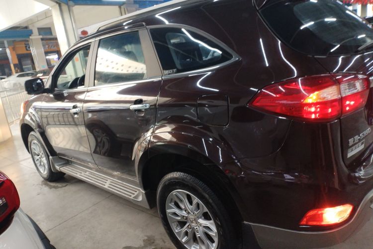 江铃 驭胜S350 2016款 2.0T 自动两驱汽油豪华版5座车身外观4