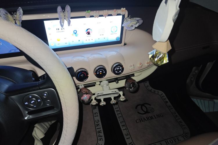 五菱汽车 五菱缤果 2023款 203km 舒享款中控内饰16