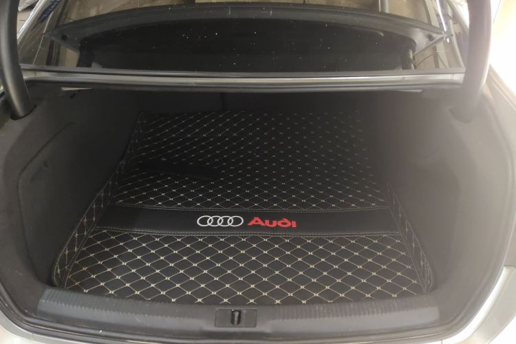 奥迪A4L 2015款 35 TFSI 自动舒适型局部细节23