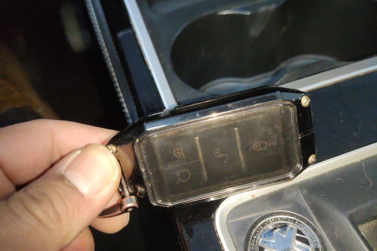 比亚迪 秦新能源 2019款 高续航版 尊贵型中控内饰11