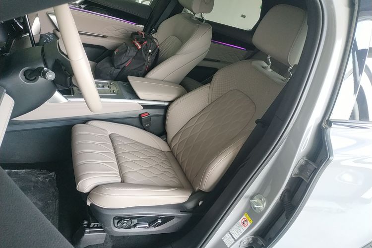 比亚迪 唐新能源 2025款 智驾版 DM-i 115KM 旗舰型局部细节19