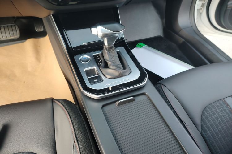 东风风神 奕炫 2020款 230T 自动炫目赛道版中控内饰18