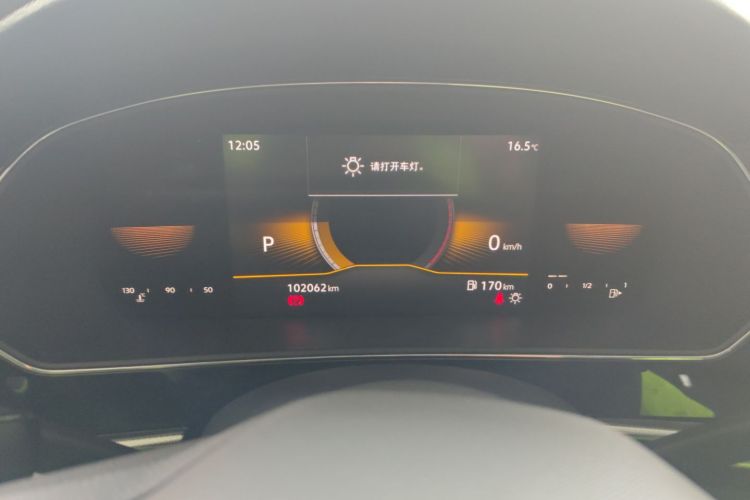 大众 帕萨特 2022款 280TSI 商务版中控内饰14