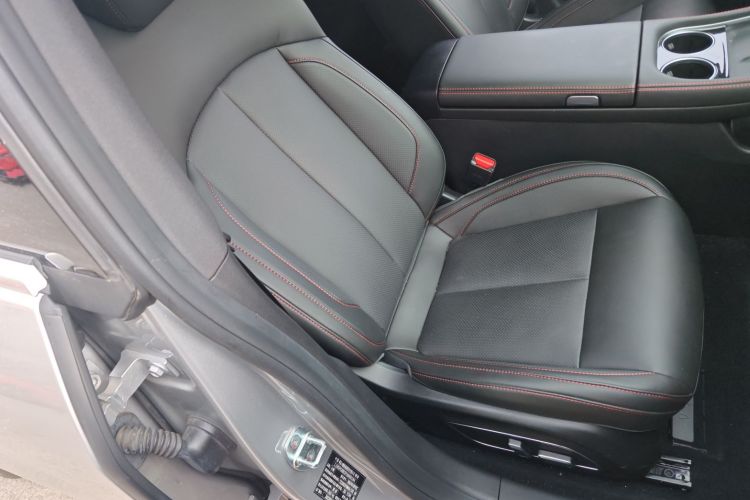 小鹏P7 2023款 P7i 702 Pro局部细节41