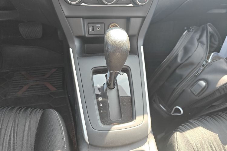 日产 轩逸 2024款 经典 1.6XE CVT舒适版中控内饰18