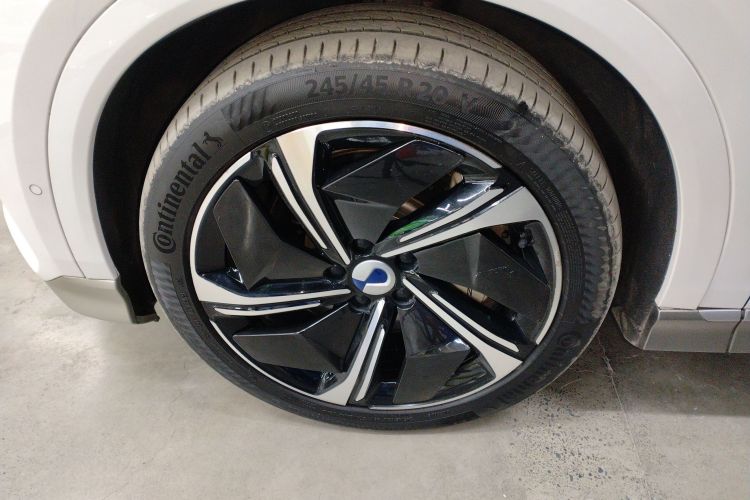 腾势N7 2023款 长续航性能版车身外观6007