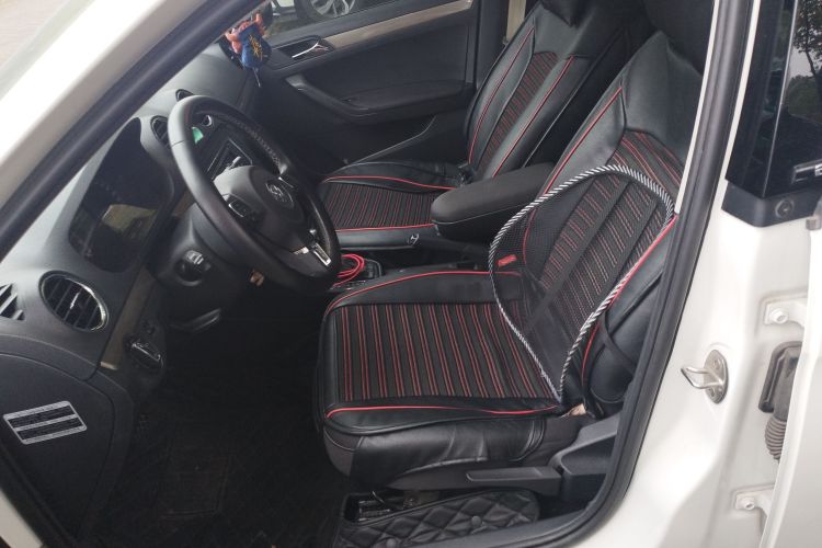 大众 捷达 2016款 1.6L 25周年纪念版中控内饰19