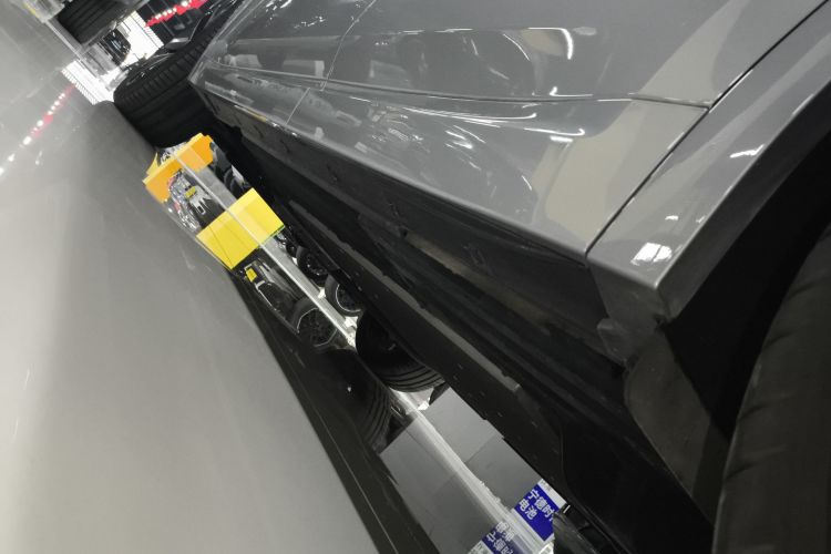 理想汽车 理想L8 2024款 Ultra局部细节9002