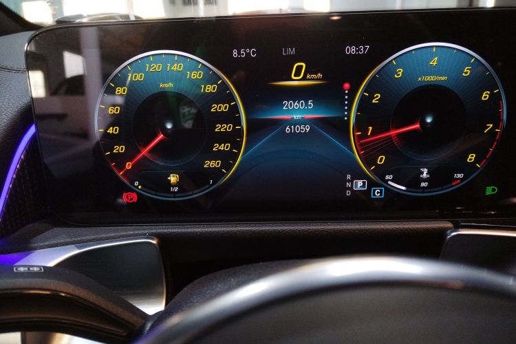 奔驰GLB 2021款 GLB 200 时尚型中控内饰14