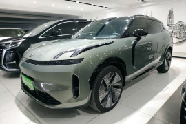 领克08 EM-P 2023款 220km 四驱性能Halo