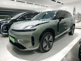 领克08 EM-P 2023款 220km 四驱性能Halo