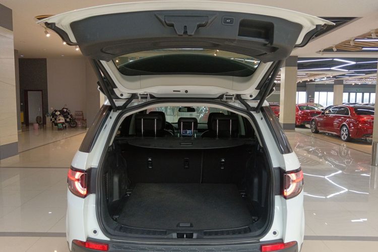 路虎 发现神行 2017款 2.0T SE机舱底盘23