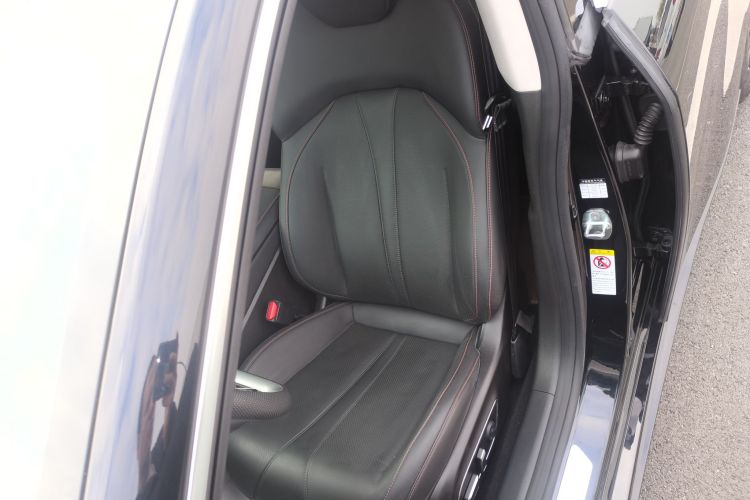 小鹏P7 2022款 480E局部细节19