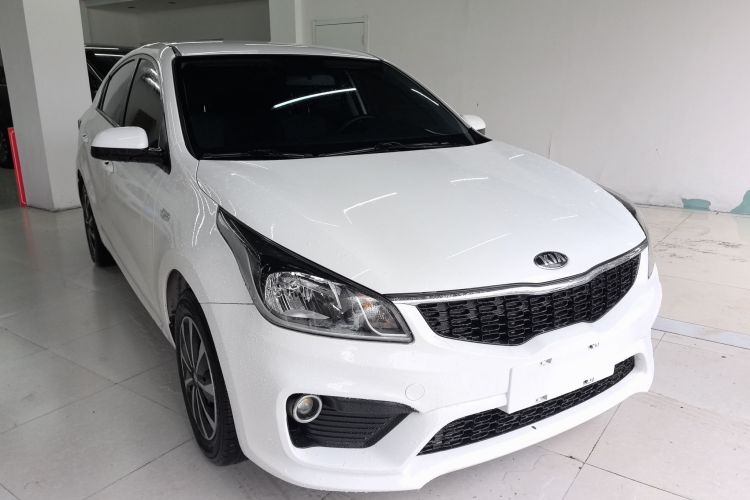 起亚K2 2017款 三厢 1.4L AT GLS车身外观3