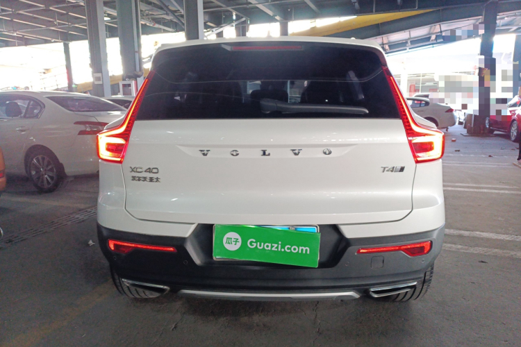 沃尔沃XC40 2020款 T4 四驱智远豪华版车身外观6