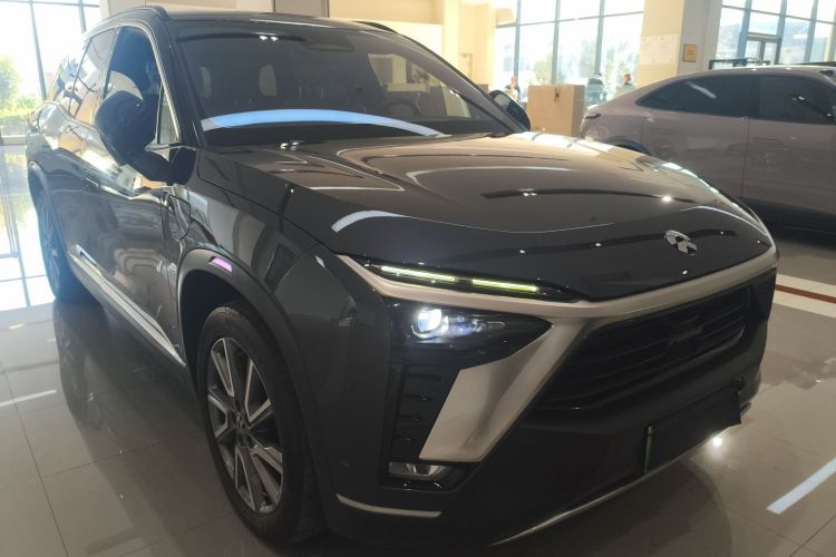 蔚来ES8 2020款 580KM 六座版车身外观3