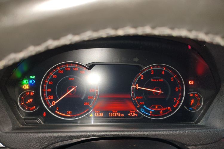 宝马3系 2018款 320Li 领先型M运动套装中控内饰14