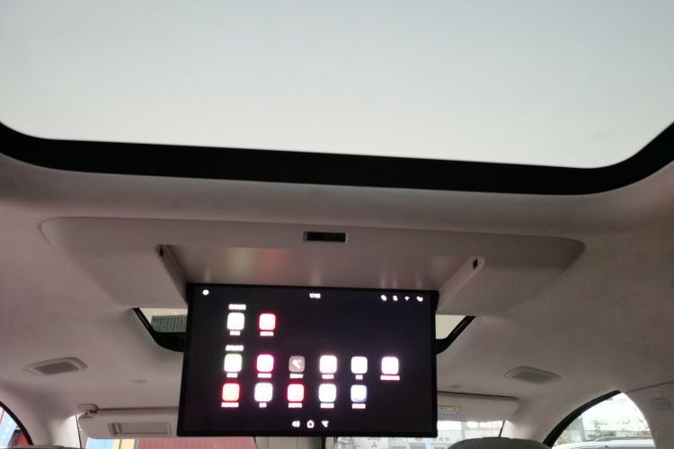 岚图汽车 岚图梦想家 2025款 PHEV 四驱旗舰乾崑版局部细节22