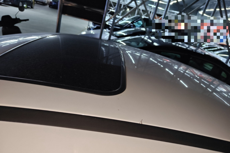 福特 福克斯 2017款 三厢 1.6L 自动风尚型智行版局部细节57