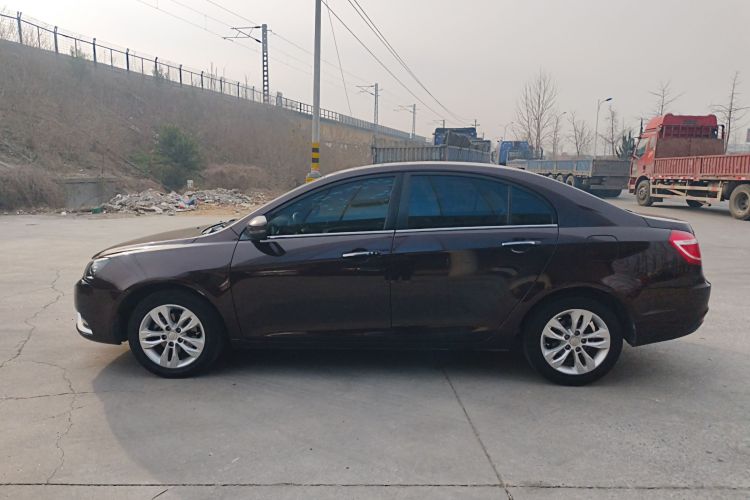 吉利汽车 帝豪 2016款 三厢 1.5L CVT豪华型车身外观4