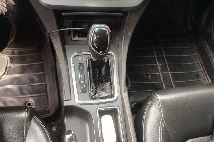 吉利汽车 帝豪 2016款 三厢 1.5L CVT向上版局部细节18