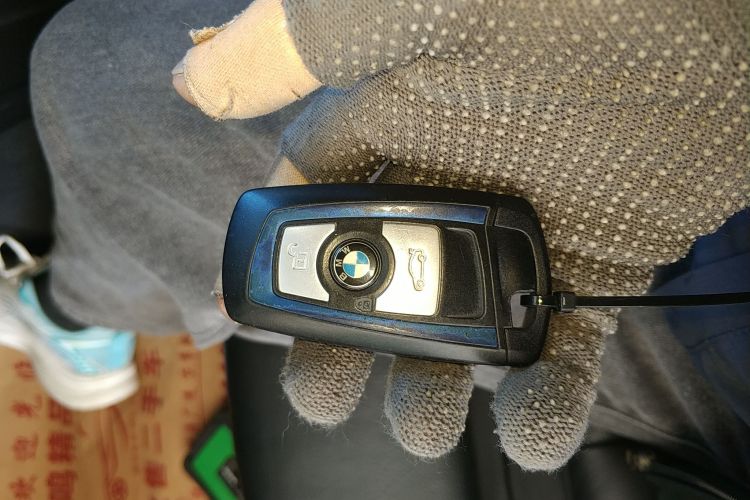 宝马4系 2017款 425i 敞篷M运动套装中控内饰11