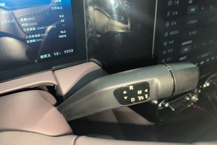 零跑汽车 零跑C11 2021款 智行版510中控内饰18