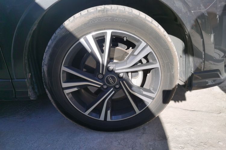 奥迪Q3 Sportback 2023款 40 TFSI 时尚型车身外观10