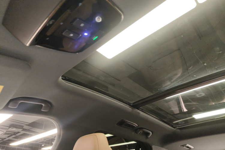 蔚来ES8 2022款 75kWh 六座版局部细节22