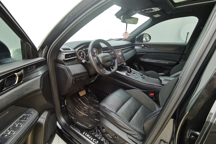 领克01 2021款 2.0TD 四驱暗夜版中控内饰7003