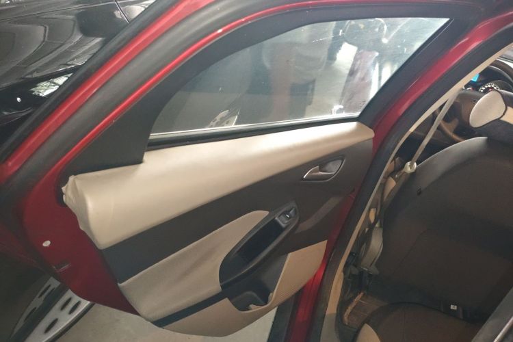 福特 福克斯 2012款 三厢 1.6L 自动舒适型中控内饰7008