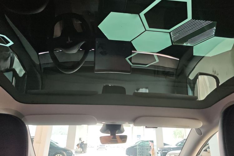 特斯拉 Model Y 2024款 Performance高性能版中控内饰22