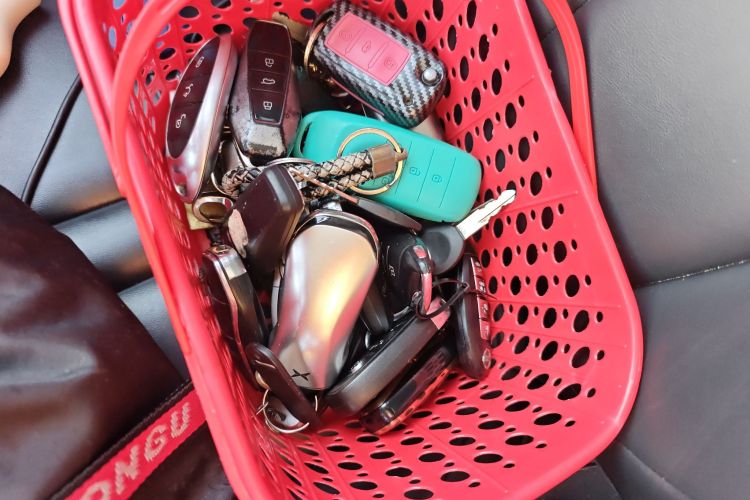 小鹏P5 2023款 智行版中控内饰7001