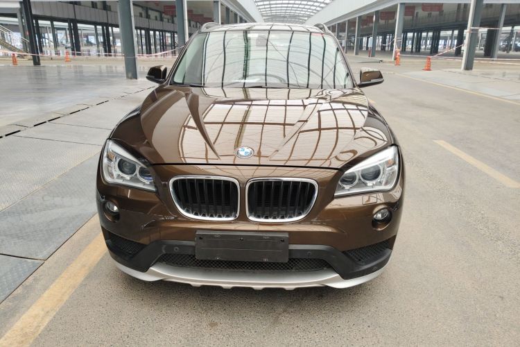 宝马X1 2015款 sDrive18i 领先晋级版车身外观6001