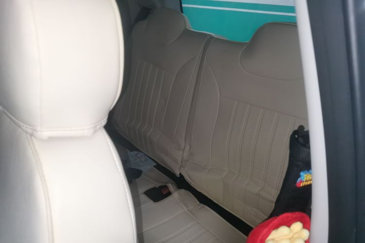 长安启源 长安Lumin 2022款 210km 香甜款中控内饰7004