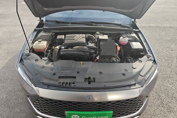 比亚迪 秦PLUS 2023款  冠军版 DM-i 120KM超越型机舱底盘24