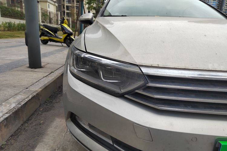 大众 迈腾 2019款 330TSI DSG 豪华型 国V车身外观8