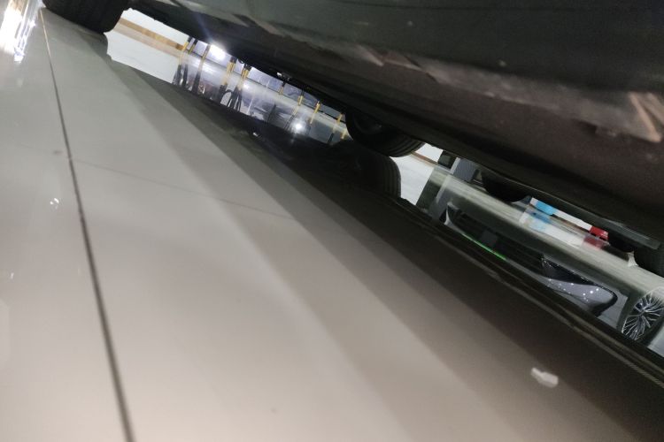 比亚迪 汉L 2025款 DM-p 四驱激光雷达旗舰型局部细节9002