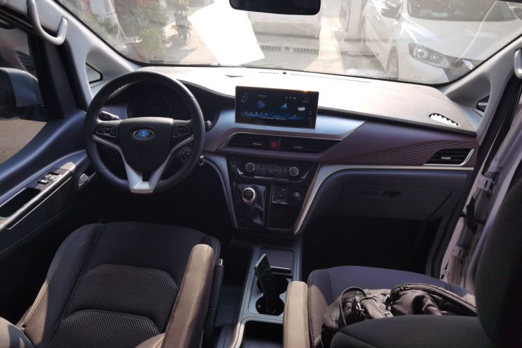 江淮瑞风 瑞风M3 2022款 1.5T 7座标准版中控内饰12