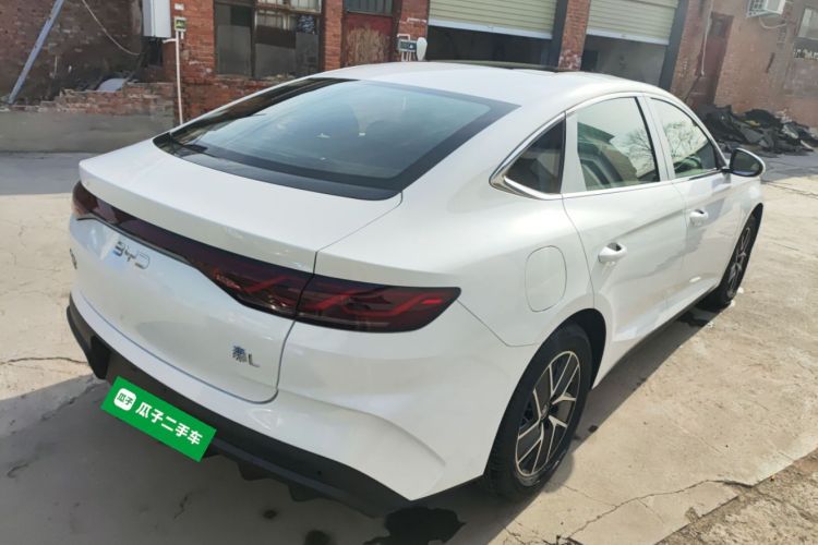 比亚迪 秦L 2024款 DM-i 120KM超越型车身外观7