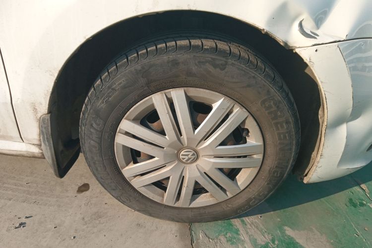 大众 Polo 2016款 1.4L 手动风尚型车身外观10